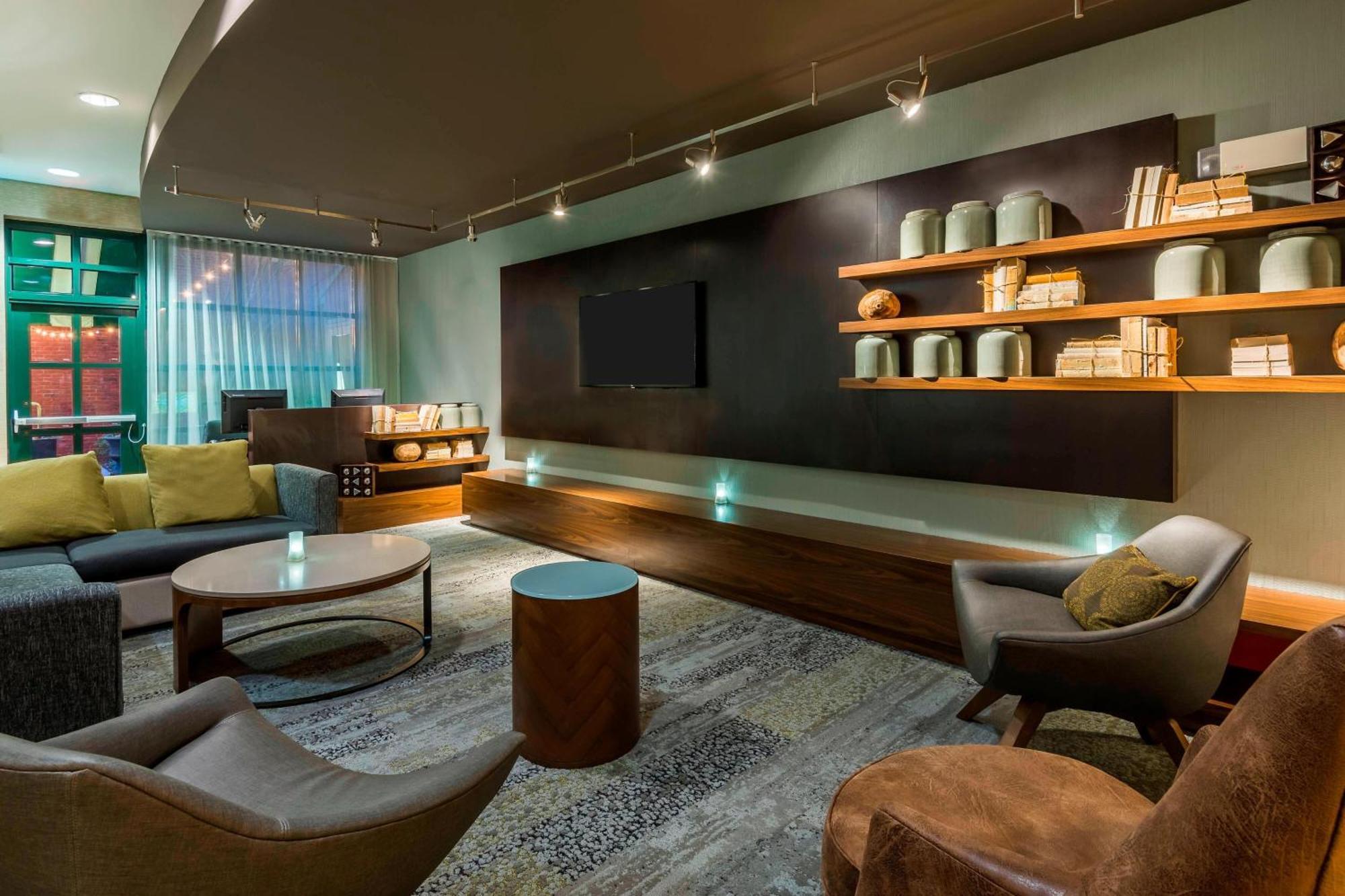 Courtyard By Marriott Chattanooga Downtown Bagian luar foto