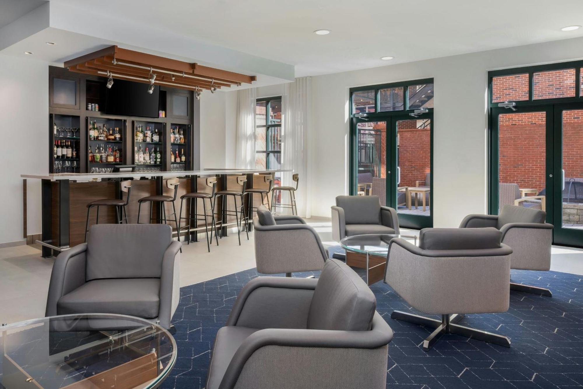Courtyard By Marriott Chattanooga Downtown Bagian luar foto