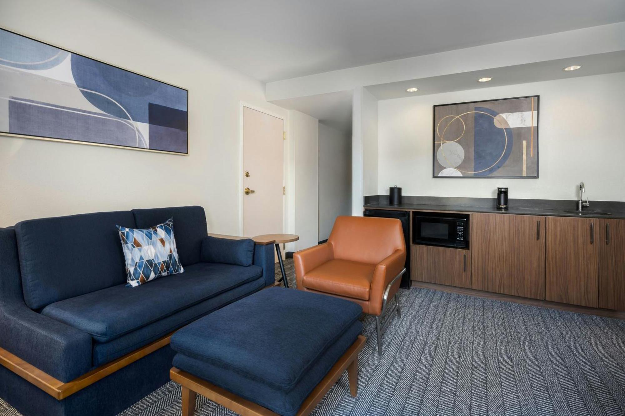 Courtyard By Marriott Chattanooga Downtown Bagian luar foto
