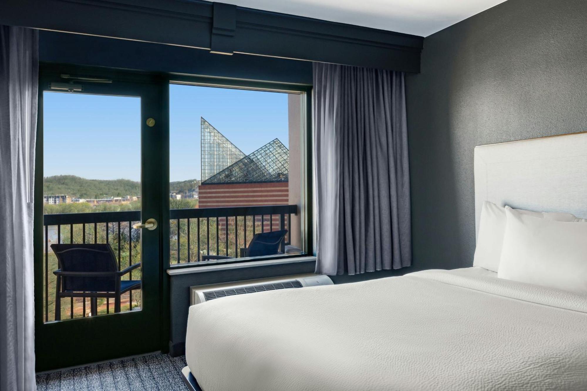 Courtyard By Marriott Chattanooga Downtown Bagian luar foto