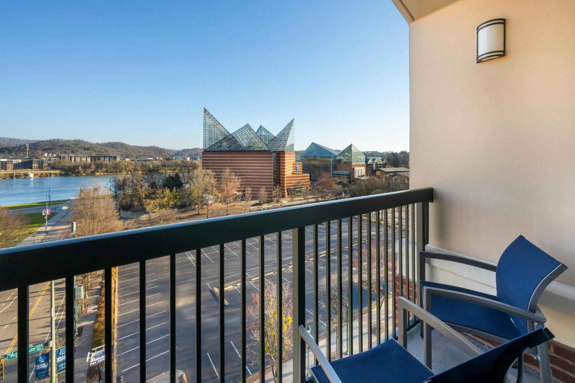 Courtyard By Marriott Chattanooga Downtown Bagian luar foto