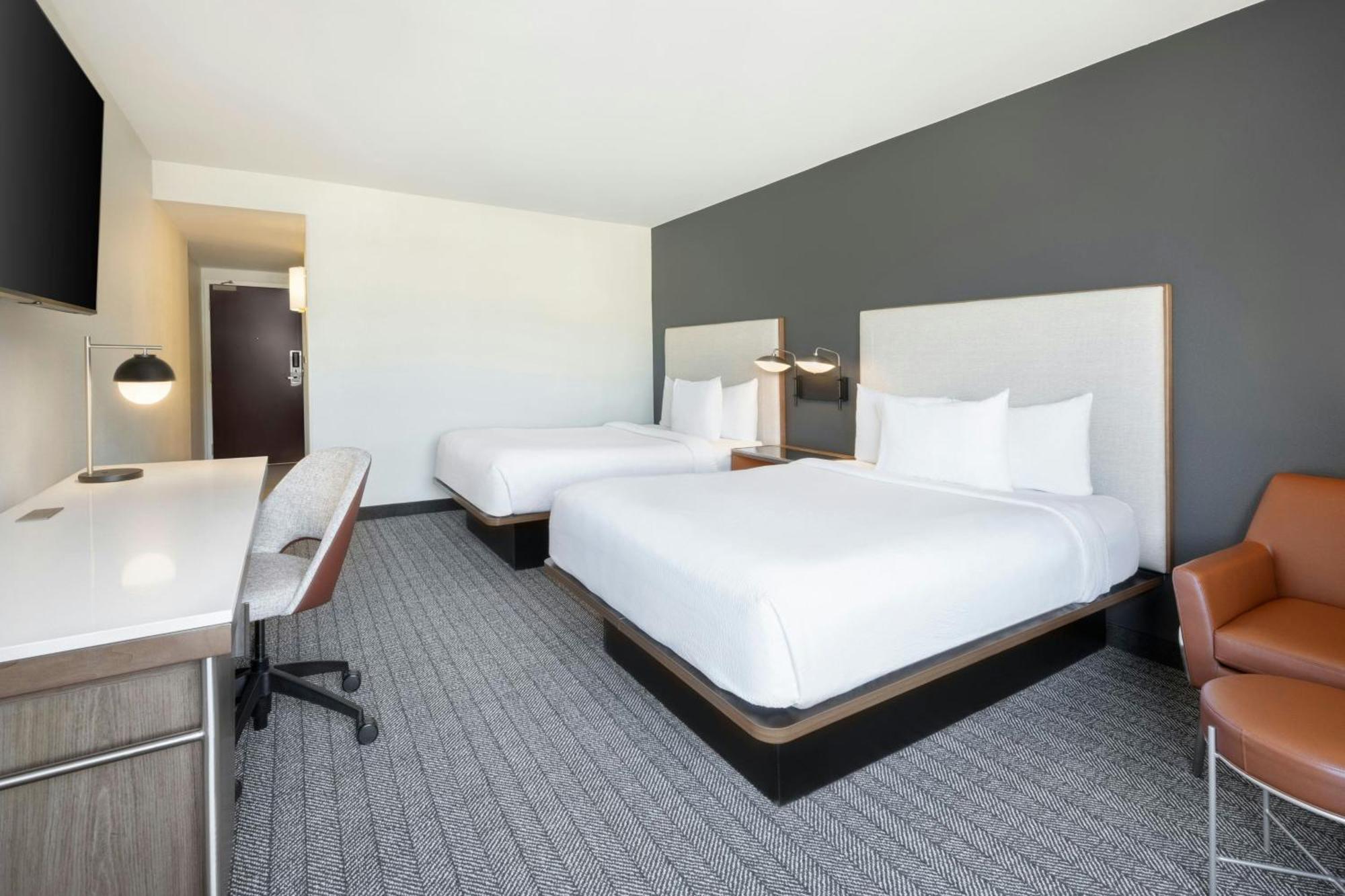Courtyard By Marriott Chattanooga Downtown Bagian luar foto