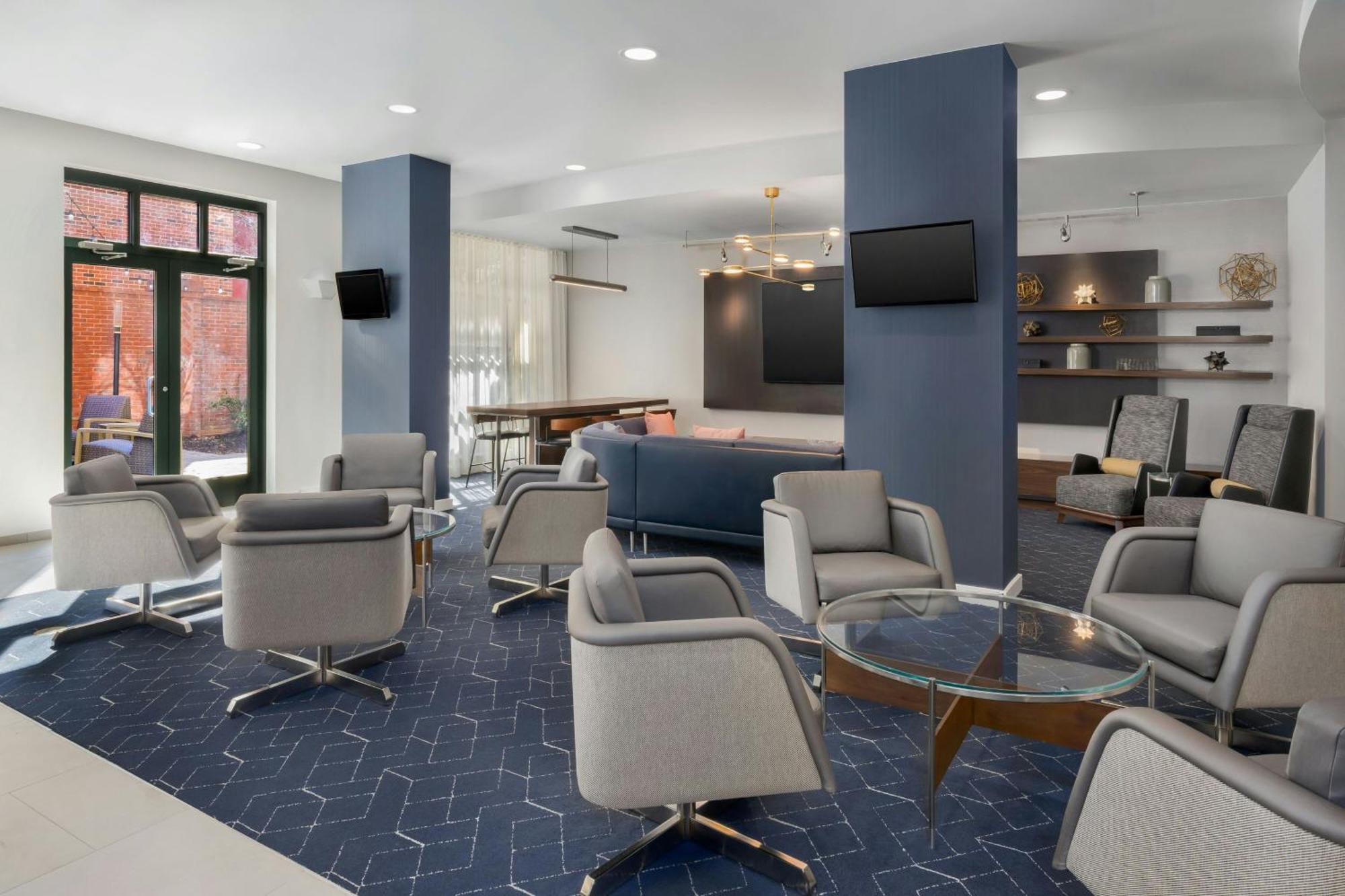 Courtyard By Marriott Chattanooga Downtown Bagian luar foto