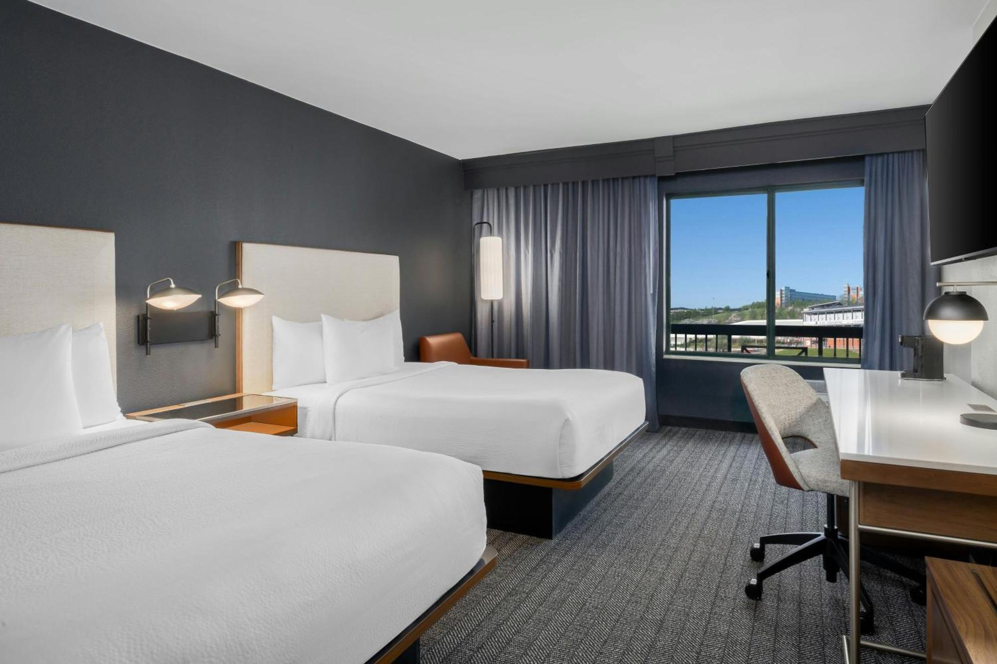 Courtyard By Marriott Chattanooga Downtown Bagian luar foto