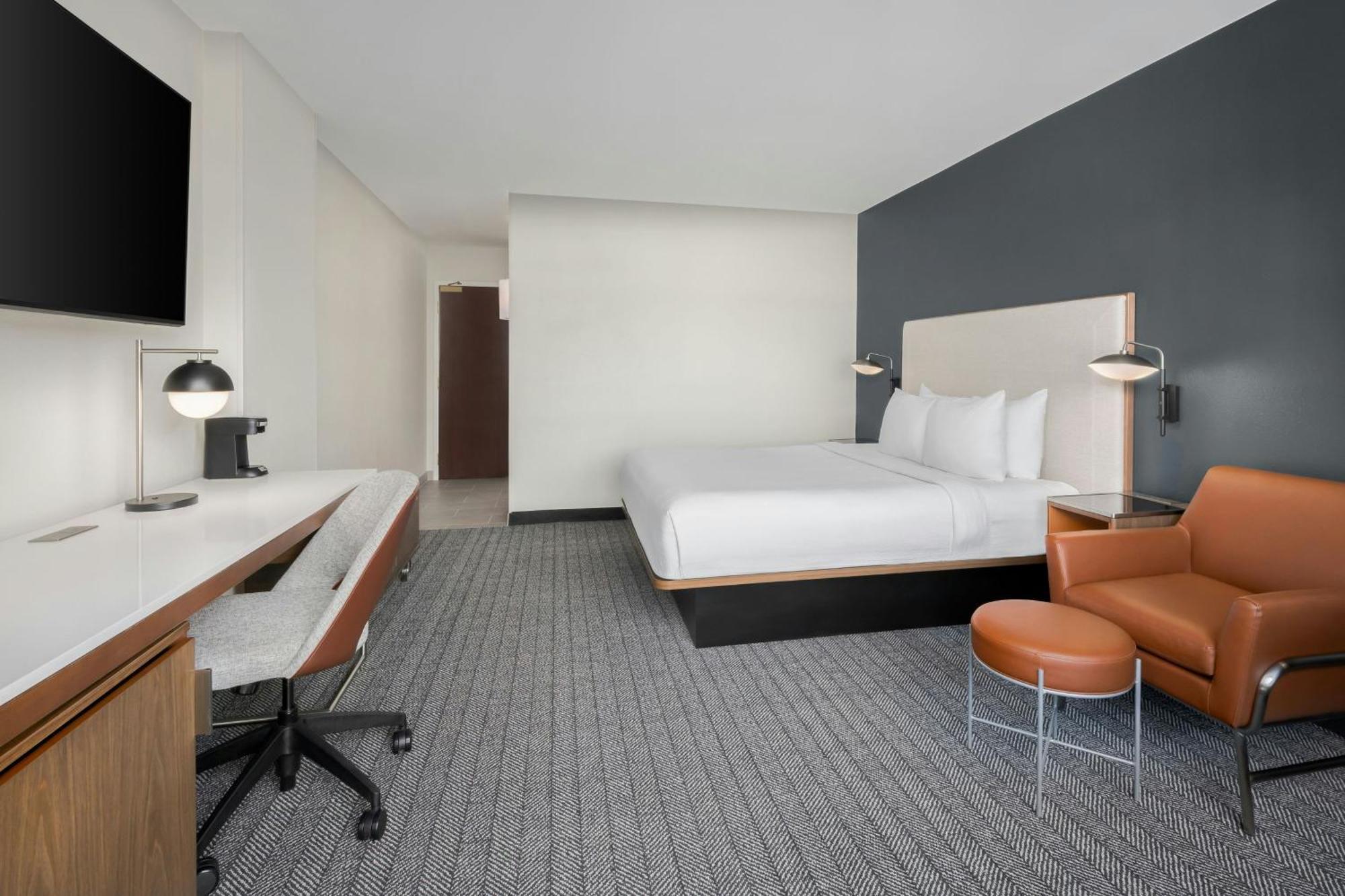 Courtyard By Marriott Chattanooga Downtown Bagian luar foto